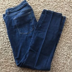 Classic dark wash skinny jean